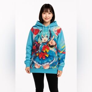 Stylish Black and White Patterned Top